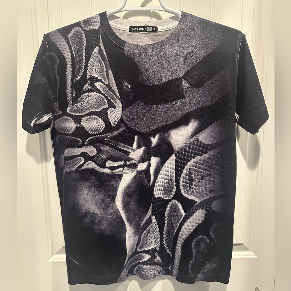Snake Print Black T-Shirt Large